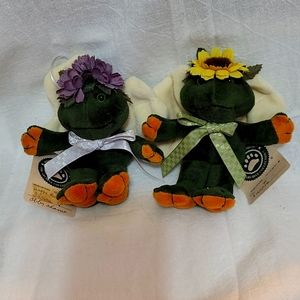 Set Of 2, angel frog ornaments, plush, approx 4x5 each, NWT